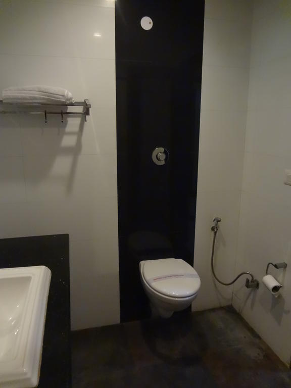 Hotel Siam International 德里 外观 照片