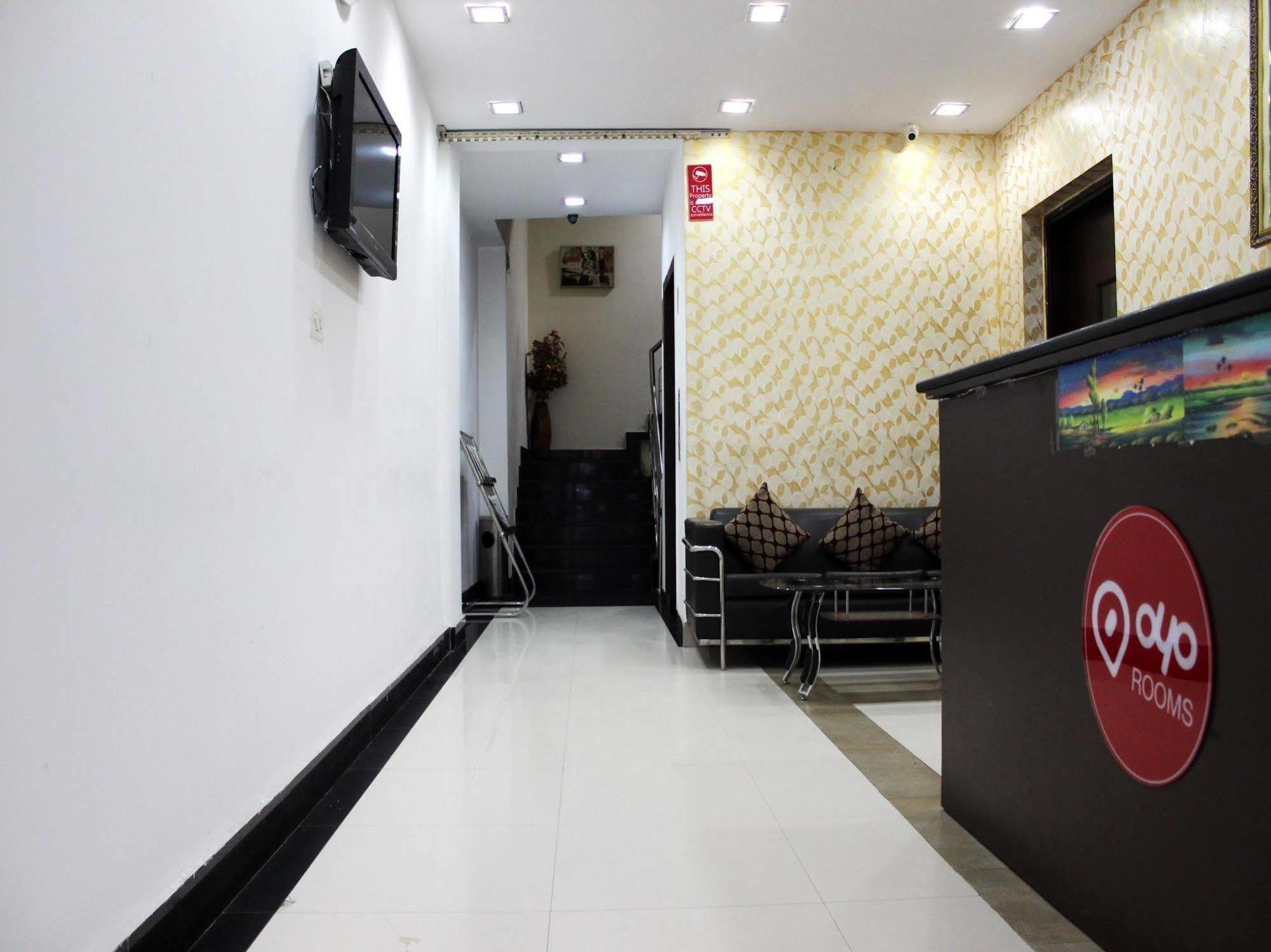 Hotel Siam International 德里 外观 照片