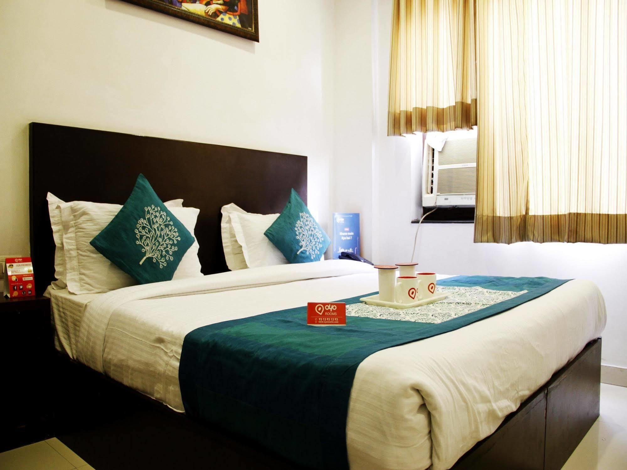 Hotel Siam International 德里 外观 照片